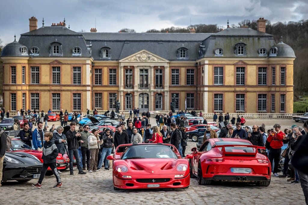 gotrip club othoiry rasso rassemblement événement voiture supercars gt sportives automobile exposition rasso chateau de dampierre foret chevreuse abbaye vaux cernay carspoting balade roadtrip rallye touristique eure yvelines